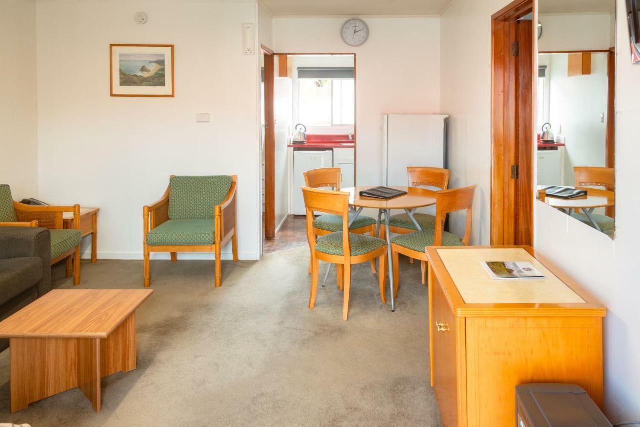 New Haven Motel オークランド エクステリア 写真